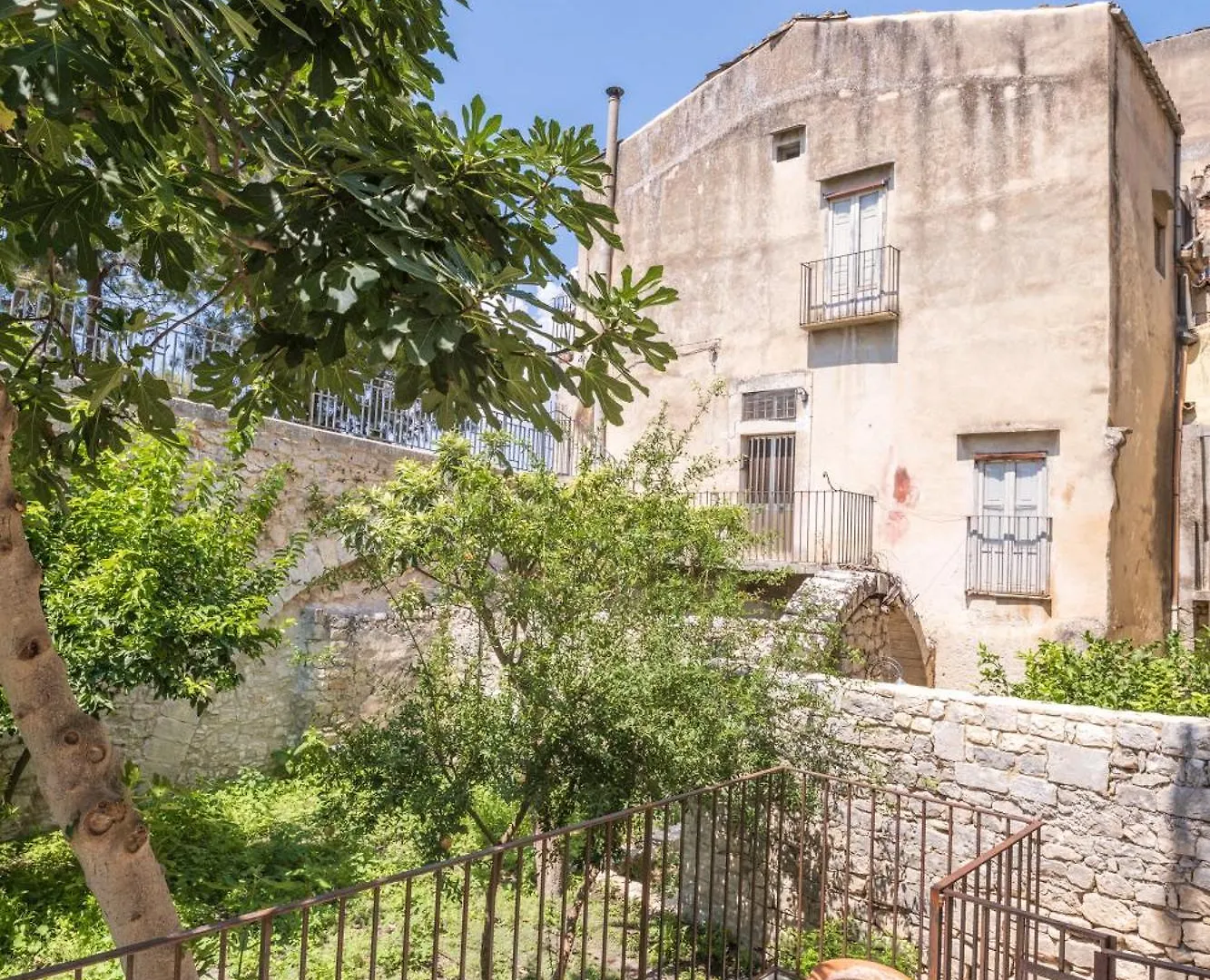 Appartamenti Vista San Giorgio - Pomelia Modica Apartment