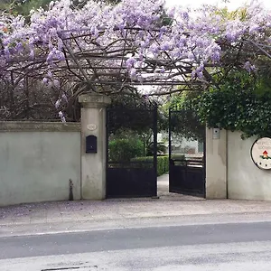 La Piccola Bed and breakfast